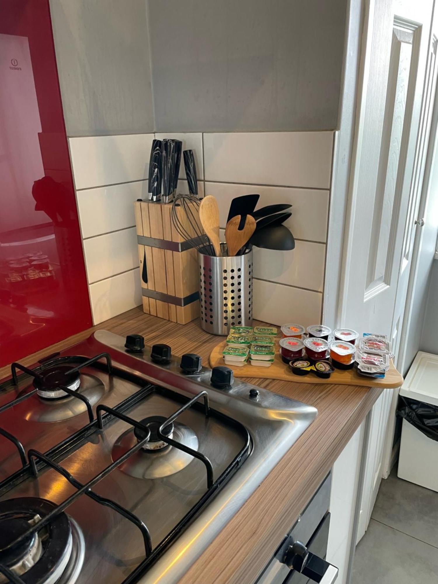 Top Floor 1 Bedroom Apartment With Views Over Londres Exterior foto